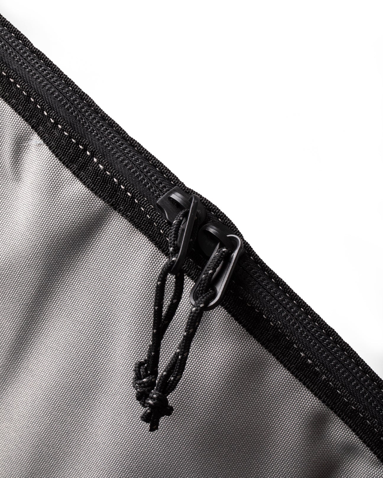 GROM ICON | SILVER BLACK