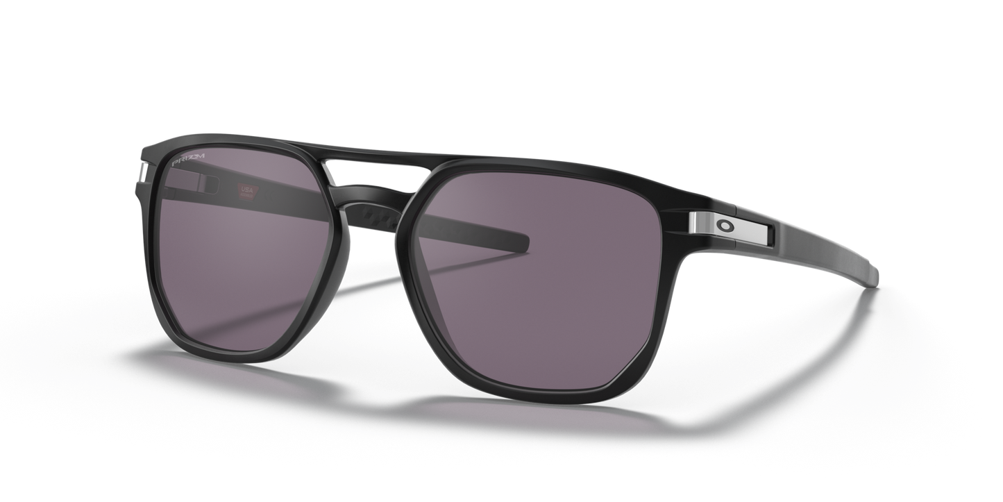 Oakley - Latch